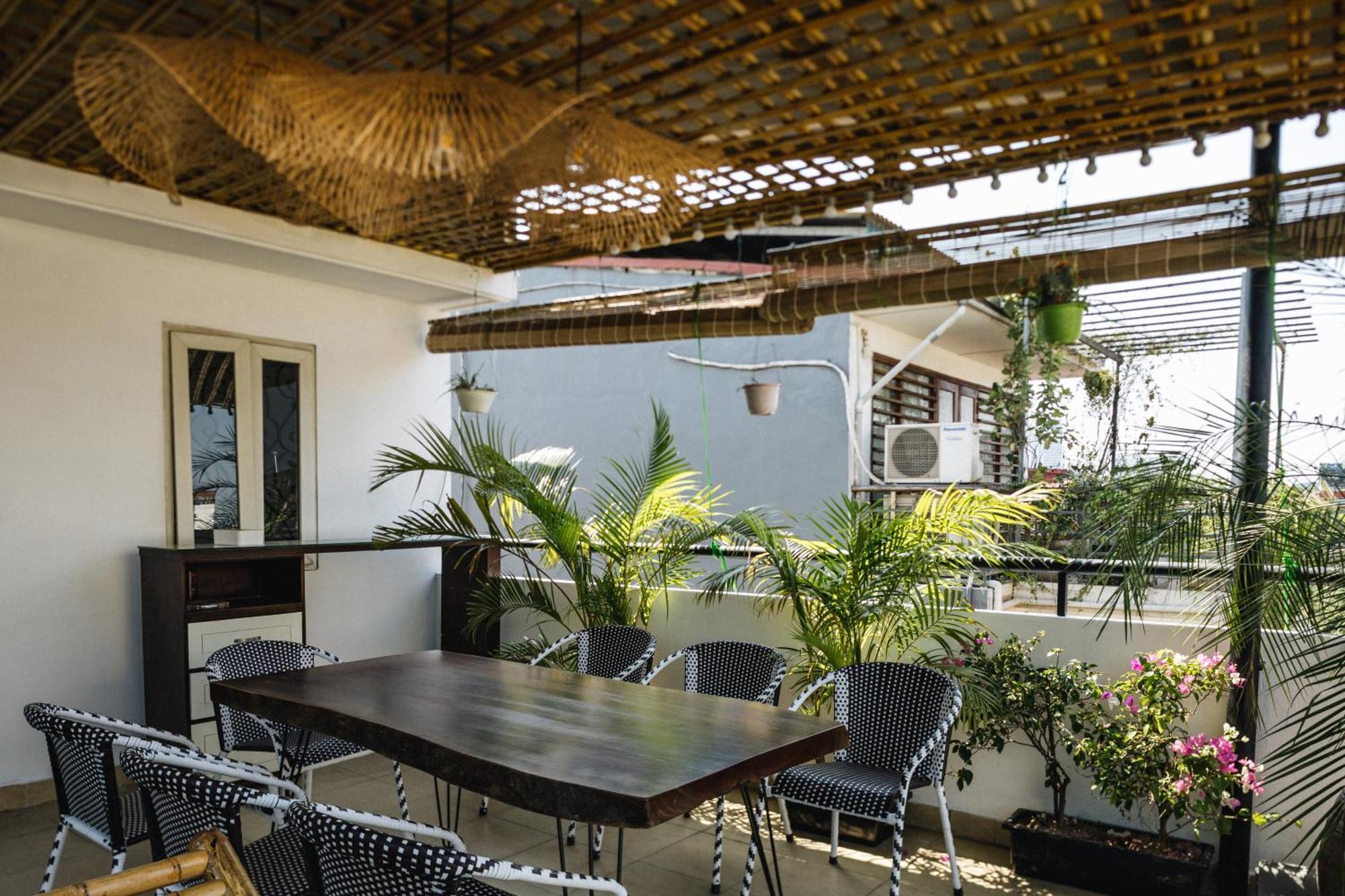 Hidden Gem Homestay 2 Hanoi Buitenkant foto