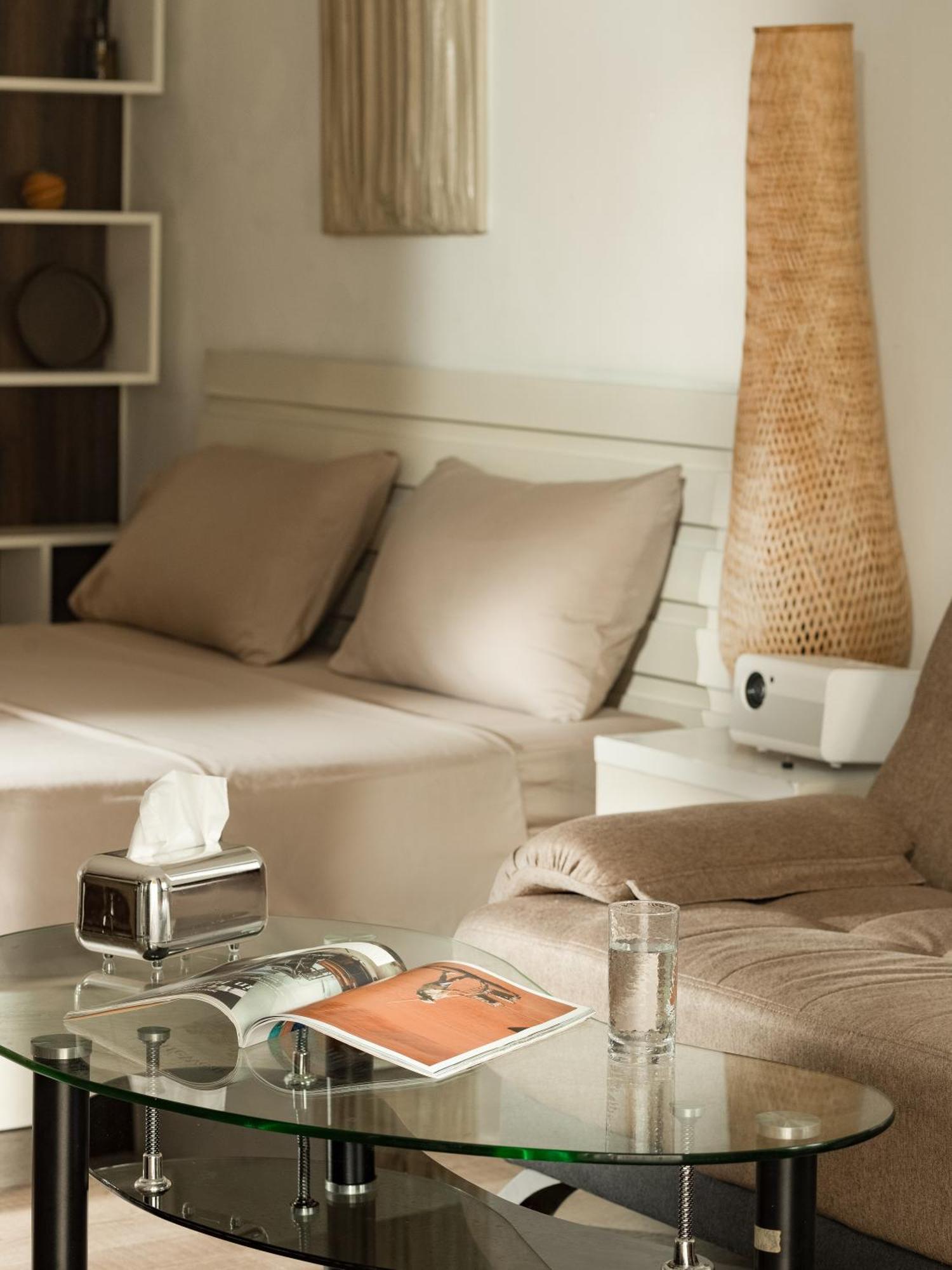 Hidden Gem Homestay 2 Hanoi Buitenkant foto