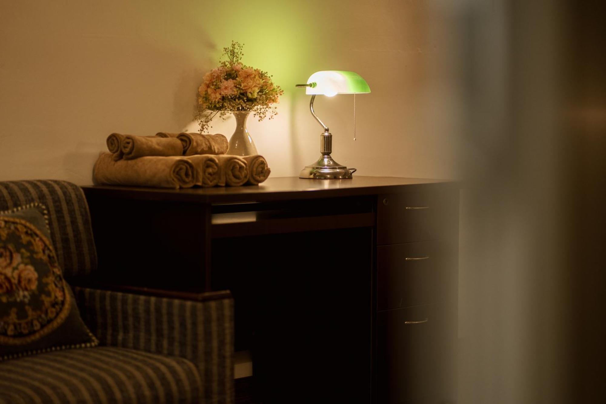 Hidden Gem Homestay 2 Hanoi Buitenkant foto